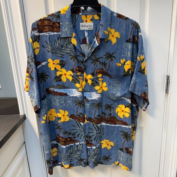 Bishop St. Apparel Blue Floral Hawaiian Shirt Size XL - Picture 1 of 6